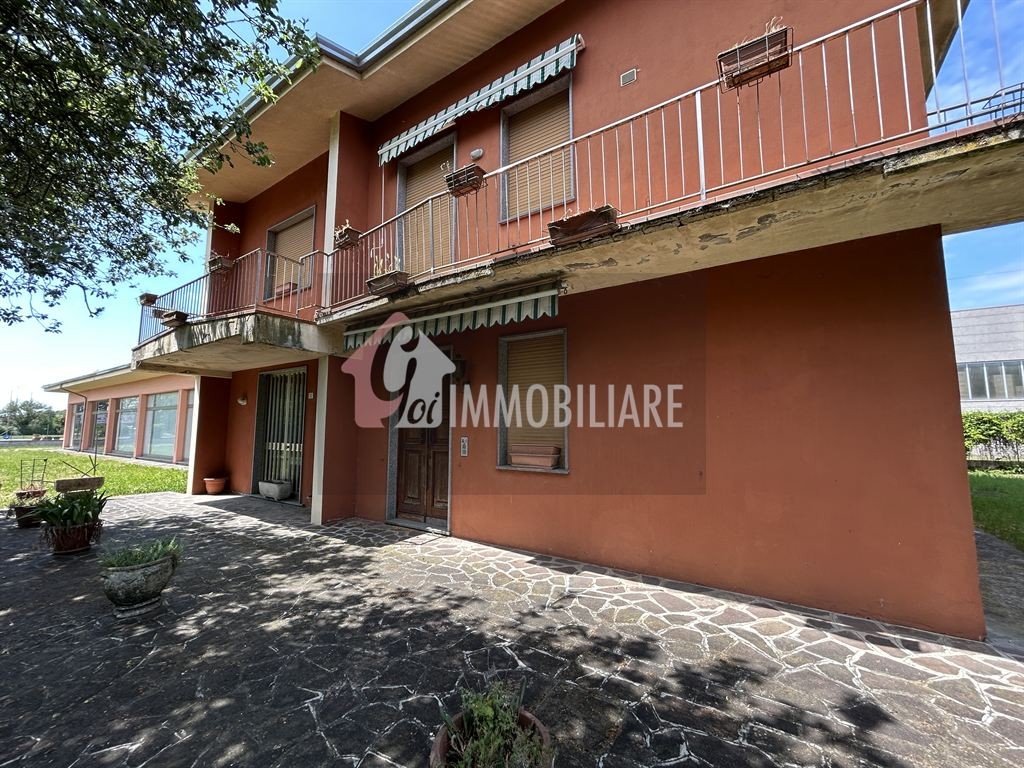 Indipendenza spazio e business: la tua nuova casa ti aspetta!!