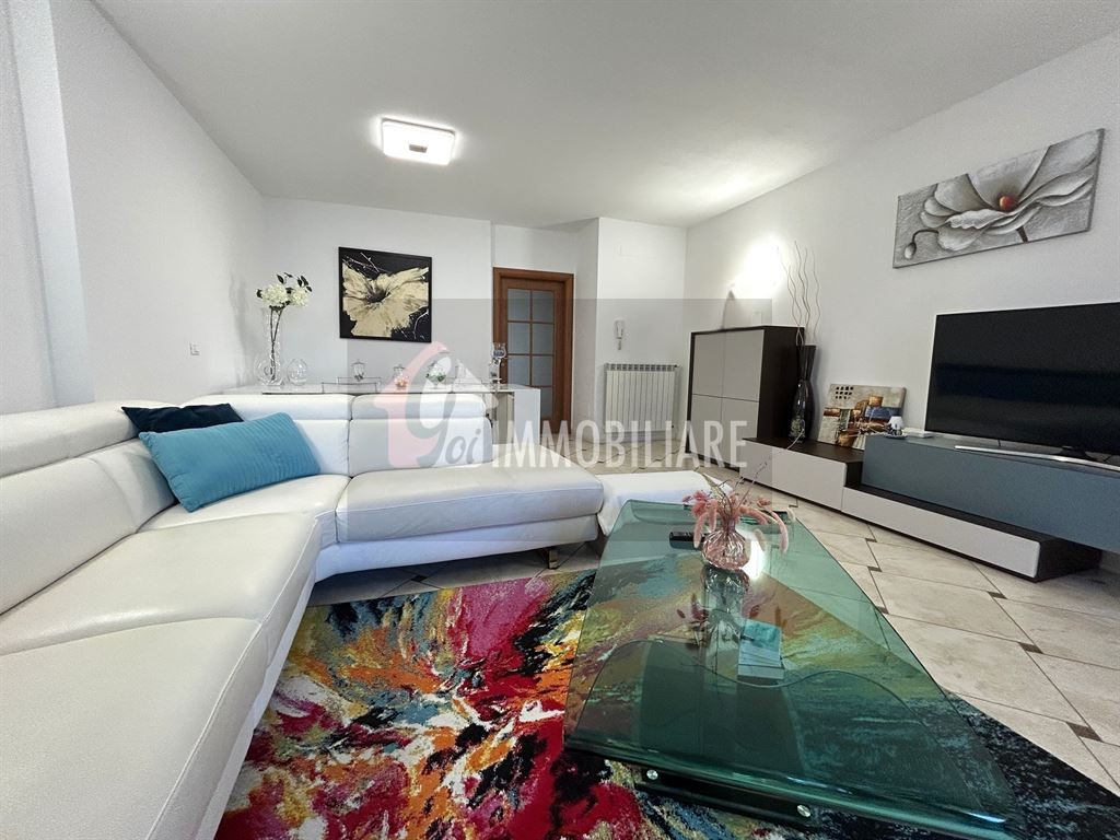 Villa a schiera ideale per famiglie, pronta da vivere